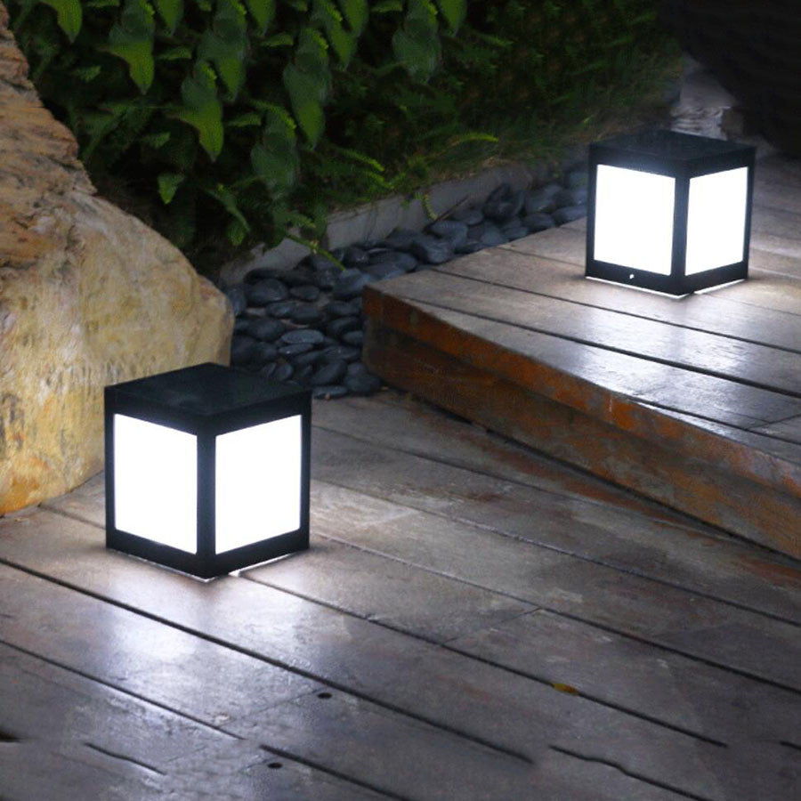 Solar Garden Light – LED Outdoor Decorative Light for Courtyards, Tables & Columns