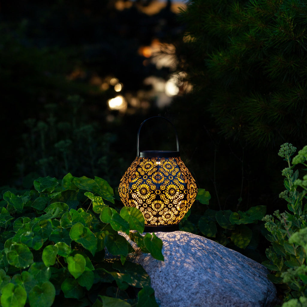 Metal Daisy Solar Lanterns - 2-Pack