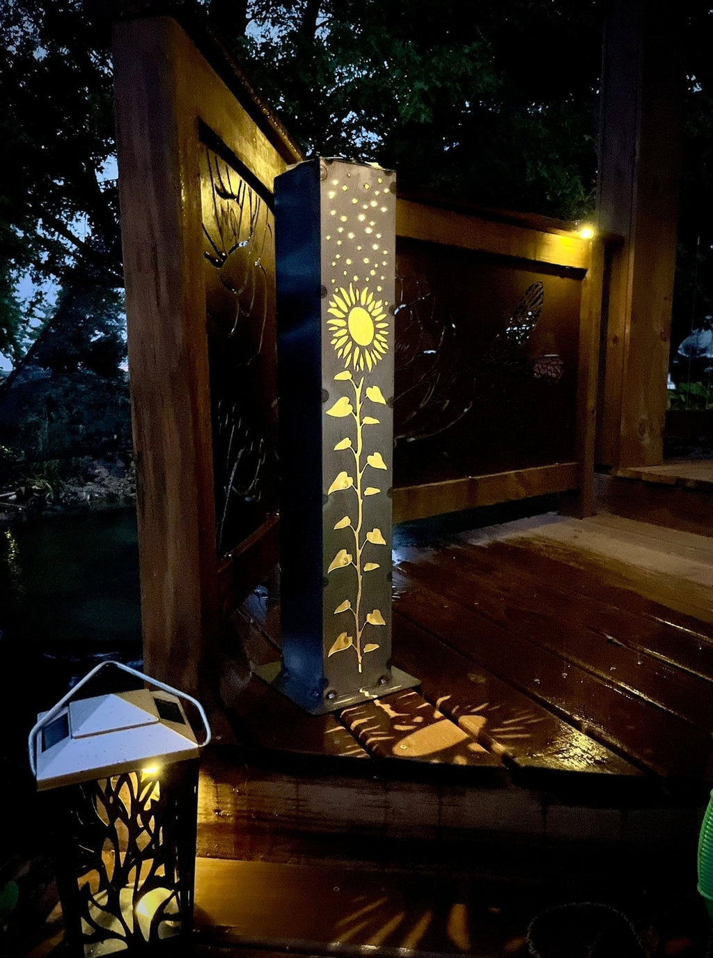 XL Sunflower Under the Stars Solar Pillar | Multiple Sizes